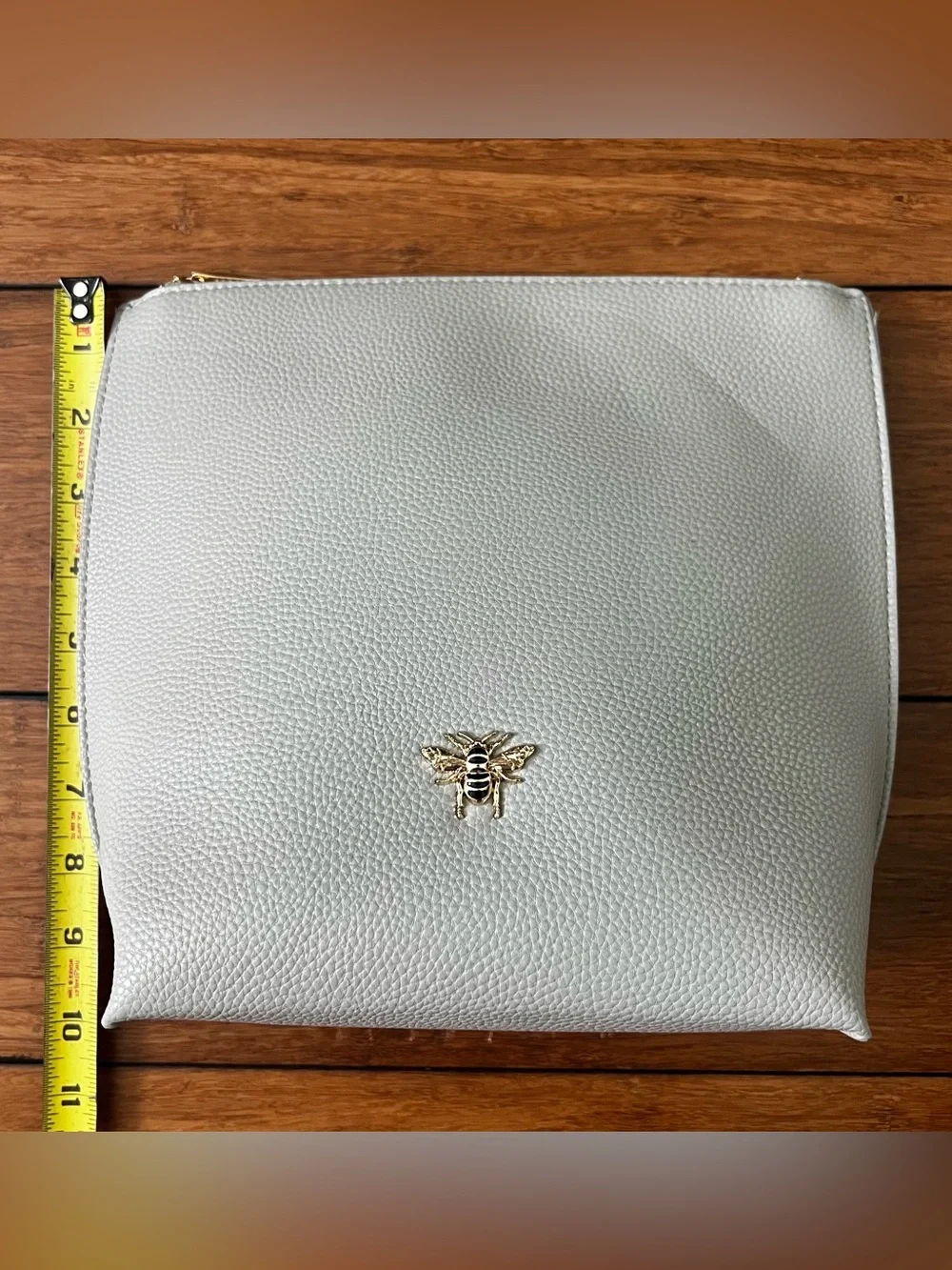 Alice Wheeler London Textured Faux-Leather Zip Cosmetic Pouch Light Gray